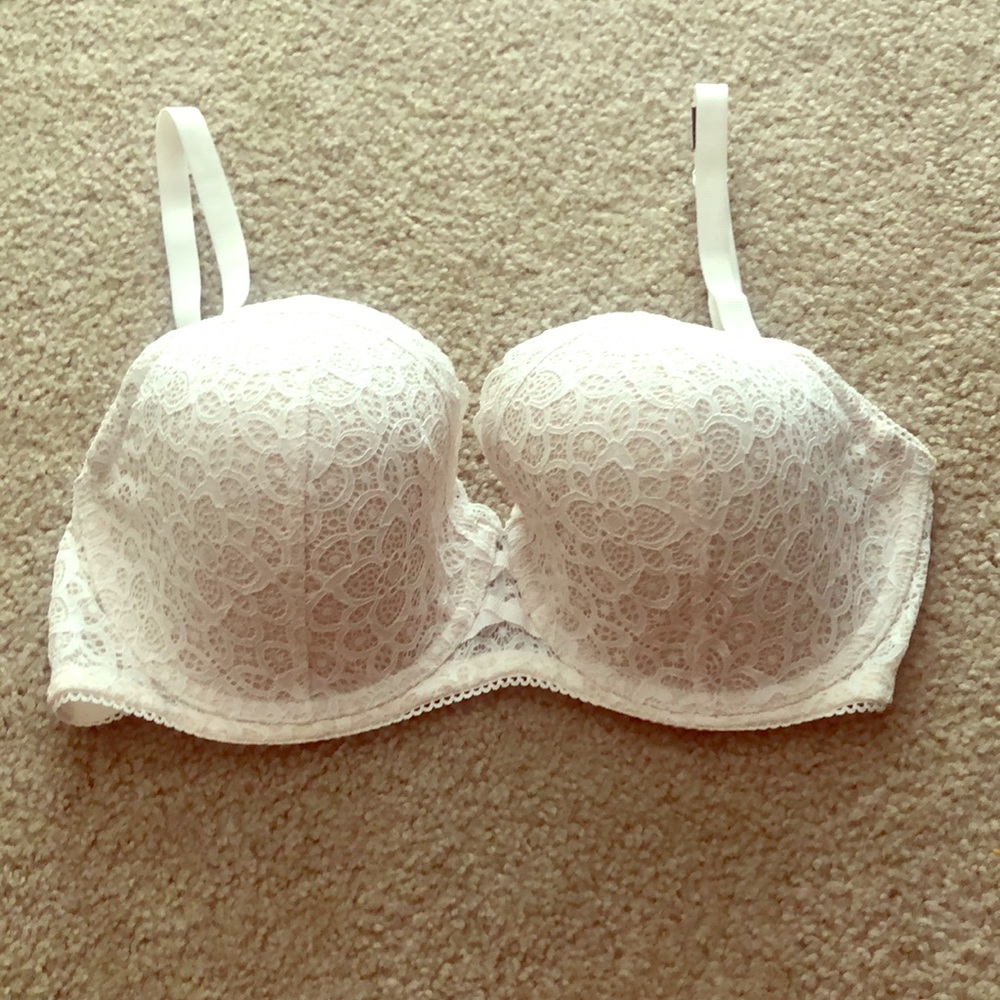NWT Victoria Secret Dream Angels Bra 36DD.